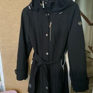 New Michael Kors Black Trench Coat Mid-weight lined/ hooded  Gold accents Sz M